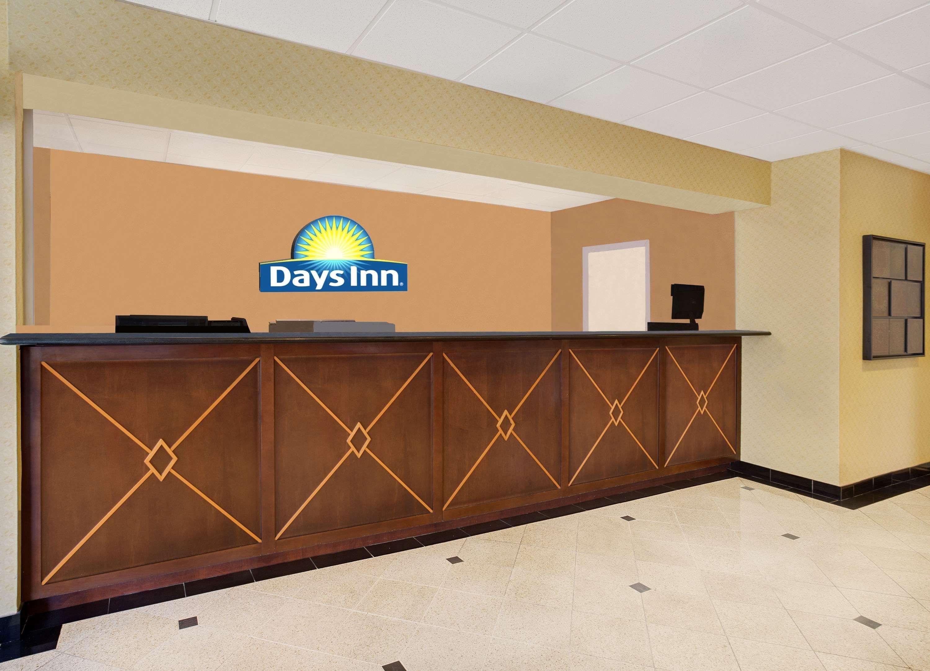 Days Inn By Wyndham Сілвер-Спрінг Екстер'єр фото